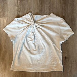 Lululemon cream asymmetrical front twist crop tee